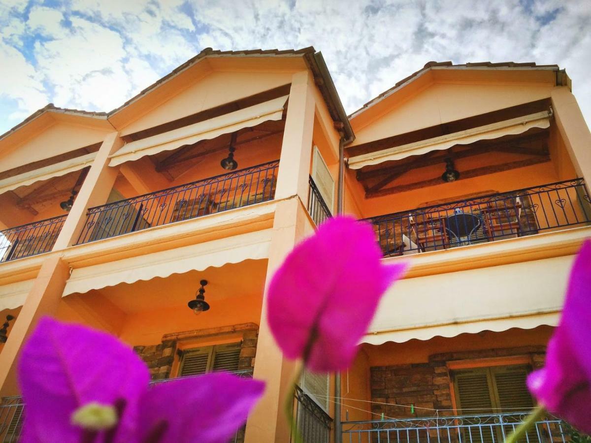 Trocolo Apartments Sívota Buitenkant foto